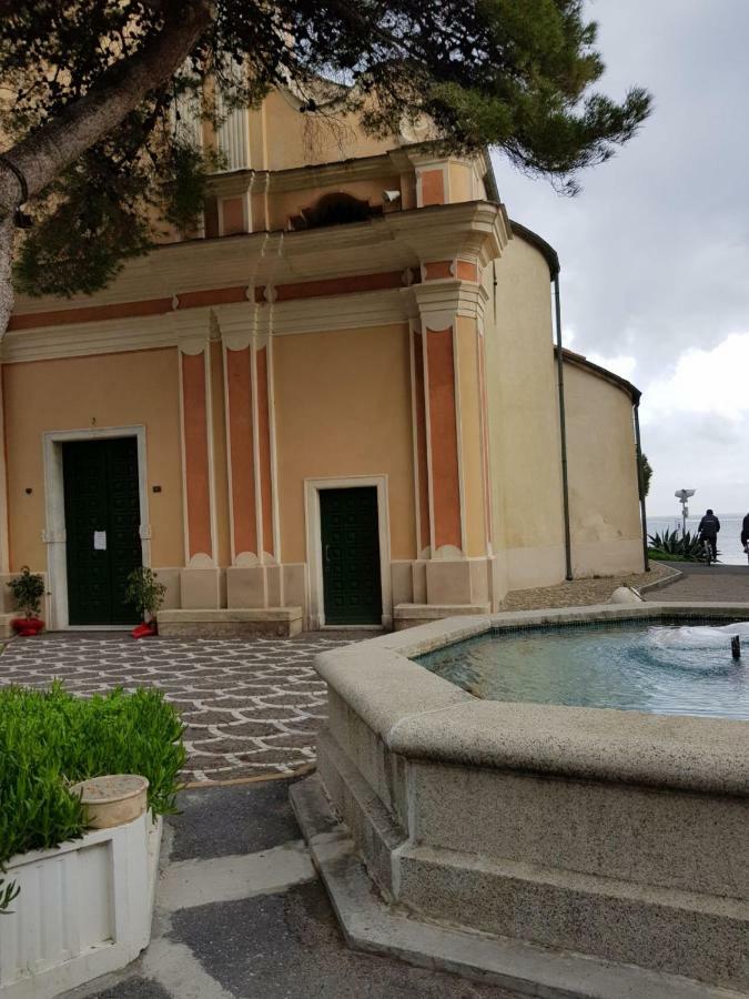 San Lorenzo Grande San Lorenzo al Mare Exteriér fotografie